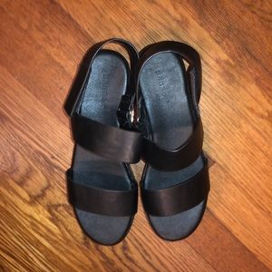 Black platform sandals